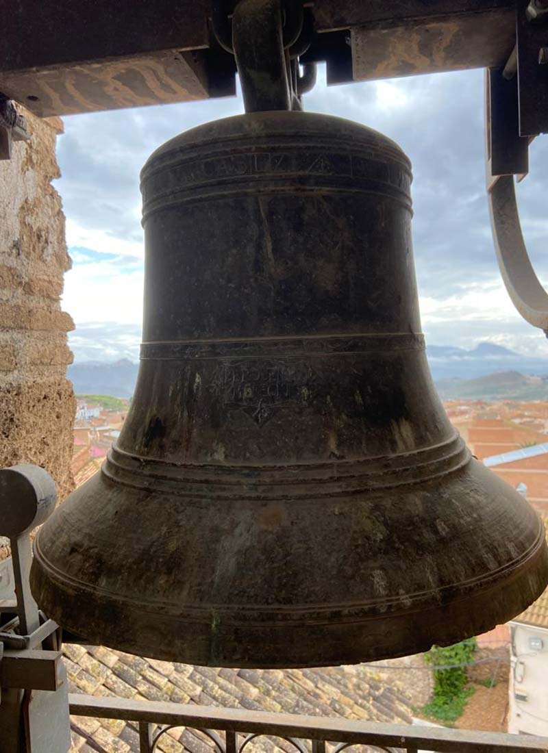 Campanas de la Iglesia Parroquial Nuestra Sra. de la Cabeza - Huesa